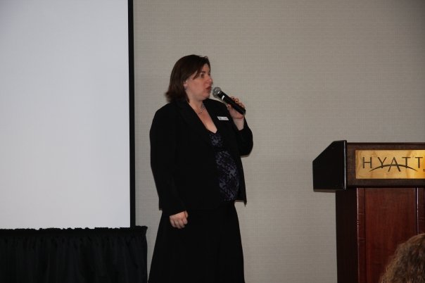 IVAA Presiden Linda Selden & President-Elect Cindy Opong speak to attendees